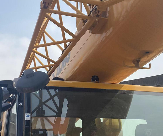 中國(guó)石化大型吊車(chē)盲區(qū)預(yù)警系統(tǒng)